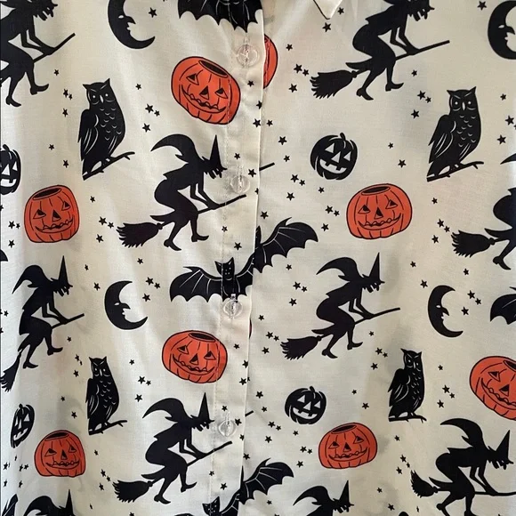 🎃Halloween Themed Long Sleeve Button-Up Shirt  Women’s Size XL - Picture 4 of 5